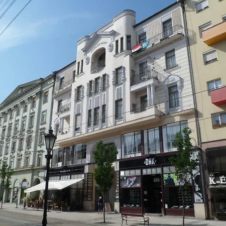 Central Apartman * Miskolc