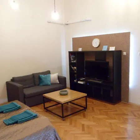 Central Apartman *